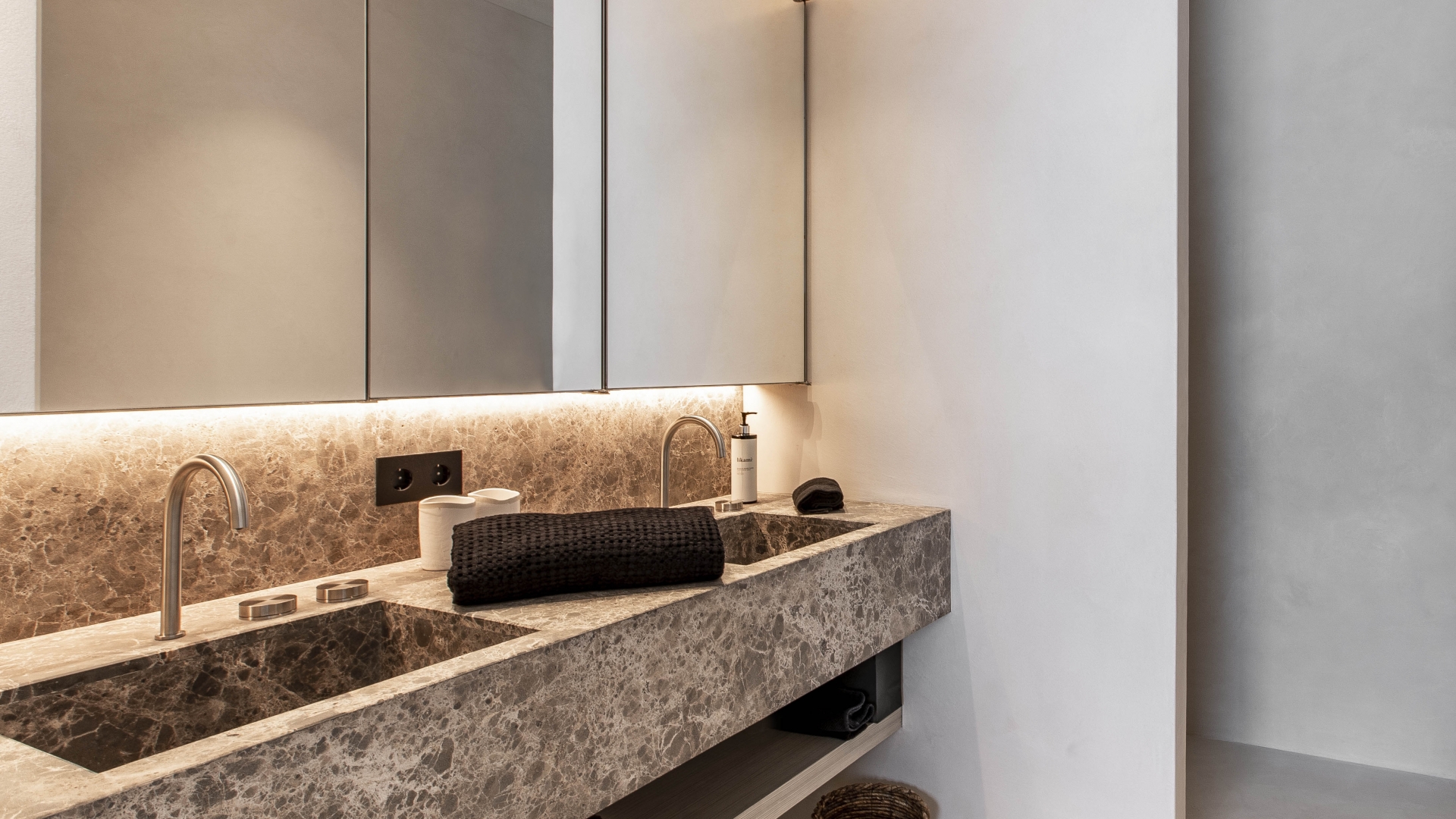Blanke Top Cadzand DM interior Eline Ostyn bathroom