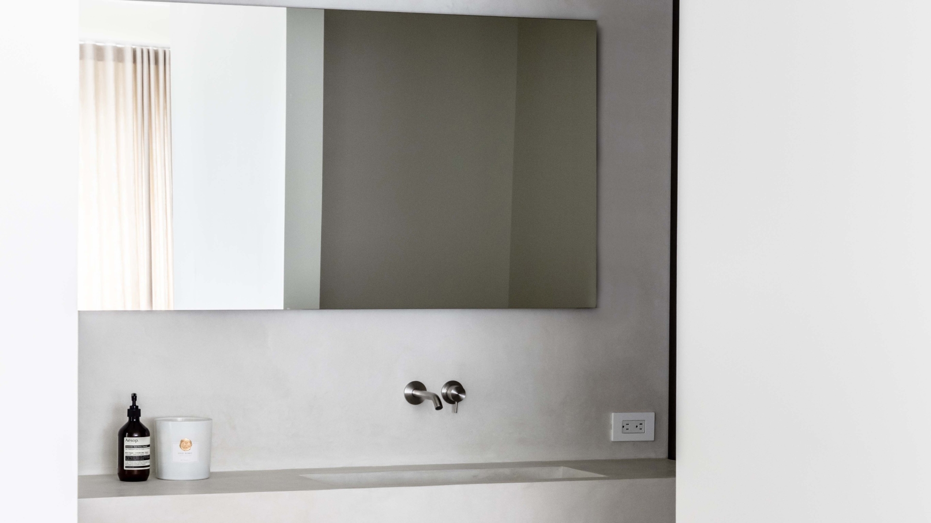 YB refurbishment Canada interior architecture by Eline Ostyn kitchen