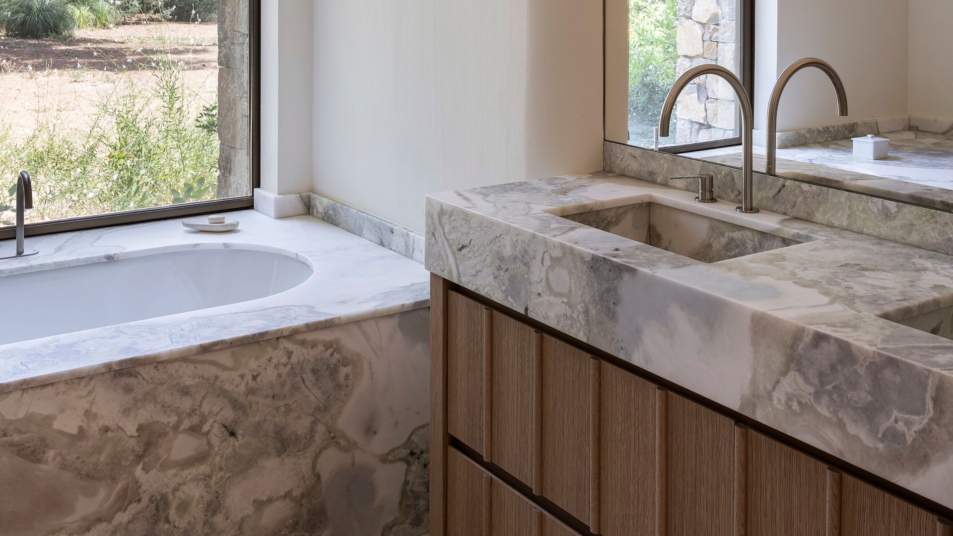 FN bathroom by Eline Ostyn