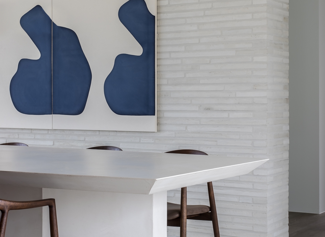 Villa HB interior architecture by Eline Ostyn custom table